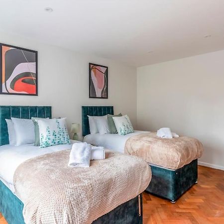 Spacious Sea View 2 Bedroom Sleeps 6-Free Parking Bournemouth Exterior foto